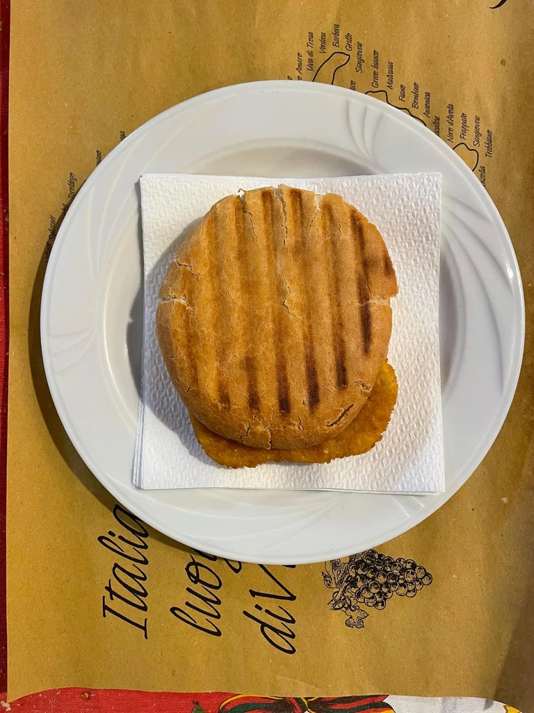 Panino con cotoletta di pollo